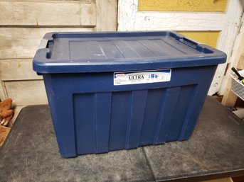 25 Gallon Sterilite Storage Bin R2a