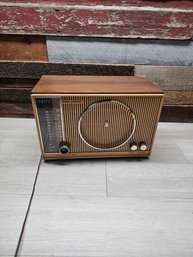 Vtg Zenith Radio A3
