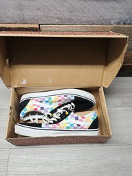 Vans Sz 10.5 Mens A6