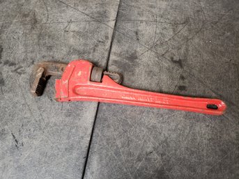 Heavy Duty Pipe Wrench A3