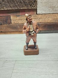 Detailed Vintage Wooden Carving Wood Carved Statue Man W/ Pipe A1