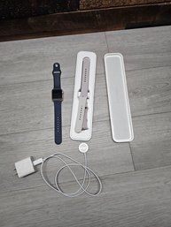 Apple Watch (wont Charge) A1