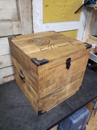 Square Wooden Storage Cube B4