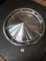 Vtg Plymouth Hubcap R1b#6