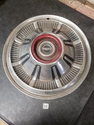 Vtg Ford Hubcap R1b#15