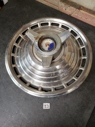 Vtg Ford Hubcap R1a#23