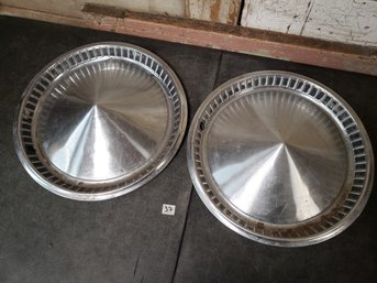 Vtg Plymouth Hubcap Lot Of 2 R1c#37