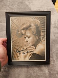 Angela Lansbury * Original Signature On Photo Print    E97