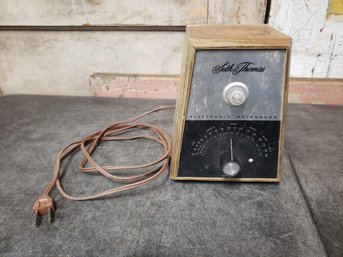 Vtg Seth Thomas Electronic Metronome H2