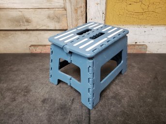 Collapsible Step Stool A2