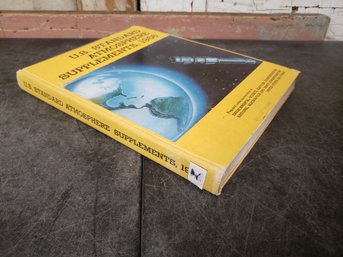 Book: 1966 US Standard Atmosphere Supplements D1 Stack 4