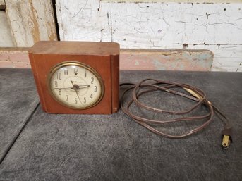 Vtg General Electric Clock G3