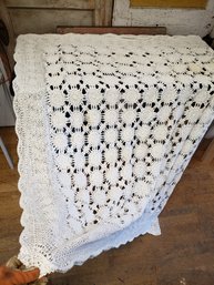 100' X 128' Crocheted Lace Tablecloth C1