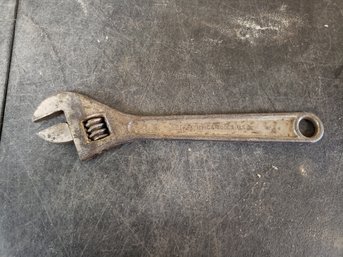 Utica Adjustable Wrench G4 Bin 1
