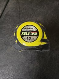 Komelon 12 Ft Self Lock Tape Measure G4 Bin 2