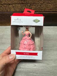 Hallmark Wicked Glinda Ornament B1