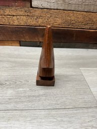 Wood Nose Carving Glasses Holder?  B1