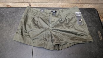 New Size 18 Shorts R1