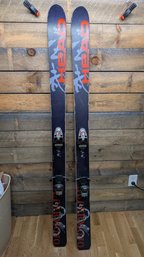 Head Skiis R1