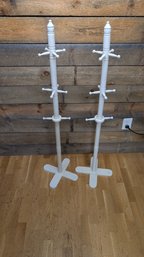 Child Coat Rack Lot B4