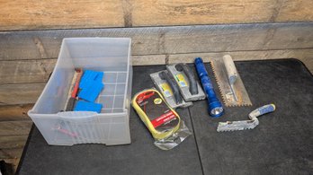 Tile Tool Lot C1