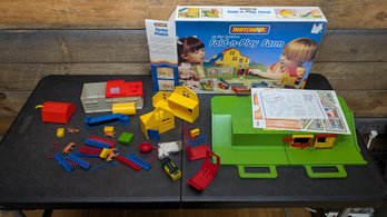 Matchbox Fold And Play Barn G4