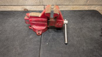Vtg 4.5 Inch Craftsman Bench Vise J2