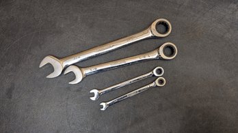 Husky Racheting Wrench Lot R4B