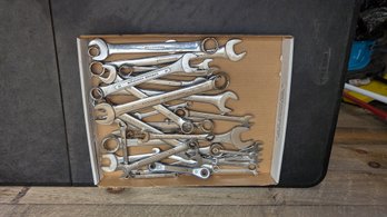 Assorted Wrench Lot R4B