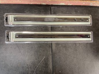 18' Magnetic Holder Lot Of 2 (A2)