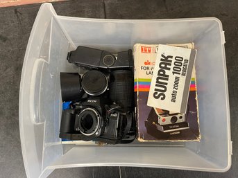 Vtg Camera Lot (G2)