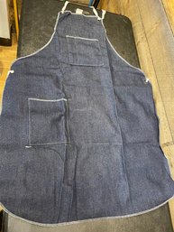 Apron (D2)