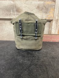 Vintage Canteen (h2)