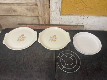 Kitchen Items Lot Of 4 (B2)