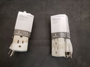 3 Outlets 1.5' Cord Mini Power Strip Lot Of 2 RS2