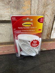 Command Damage-Free Hanging D2