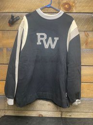 Rocawear Sweatshirt Size XL (CR)