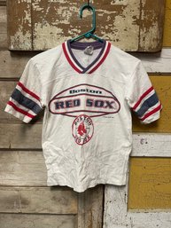 Boston Red Sox T-shirt Size Boys 10/12 Medium (CR)