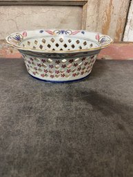 Porcelain Armorial Bowl, Possibly By Edm Samson (K1)