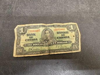 1937 Bank Of Canada $1 Banknote (J2)