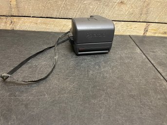 Polaroid 600 OneStep CloseUp Instant Film Camera (RS3)