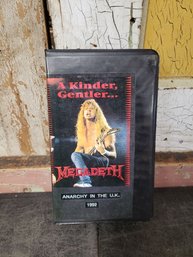 A Kinder,Gentler...Magadeth Anarchy In The U.K. 1992 Video Cassette (c3)