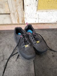 Nautilus Safety Shoes Size 7 (c3)