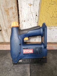 RYOBI 18V Stapler/nailer (C3)
