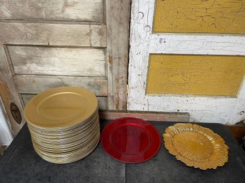 Decorative Plates Lot Of 71 (h3)