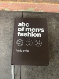 Abc Of Men's Fashion By Hardy Amies Book (G2)