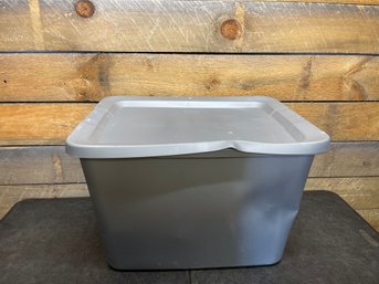 Sterilite 18 Gallon Storage Tote C1