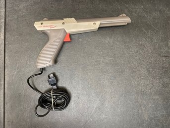 Nintendo Duck Hunt Gun C3