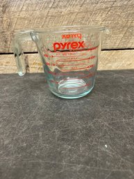 PYREX Measuring Cup C3