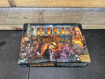Risk The Lord Of The Rings Trilogy Edition Board Game C3